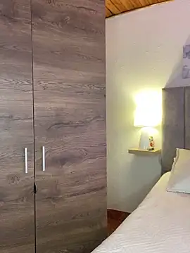 Snapshot of juliana-mancini chatting on 09/10/25, 05:13 juliana-mancini online show from 09/10/25, 05:13