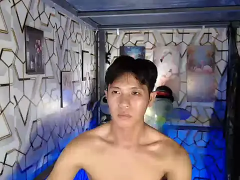 darryl hugecok online show from 12/05/25, 02:42