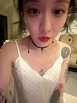 Etherealcat33 online show from 11/25/25, 07:58