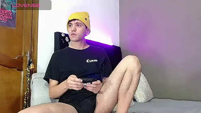 Matteo12  online show from 03/28/26, 04:12