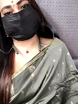 Snapshot of Cutie_nila26 chatting on 11/25/25, 05:07 Cutie nila26 online show from 11/25/25, 05:07