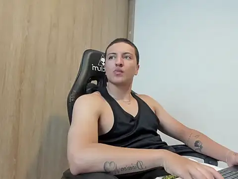 broly becker online show from 10/10/25, 12:31