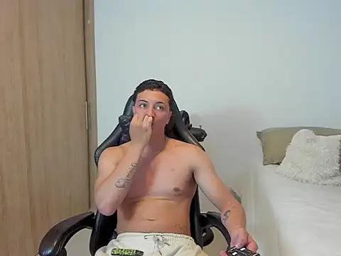 broly becker online show from 11/12/25, 02:34