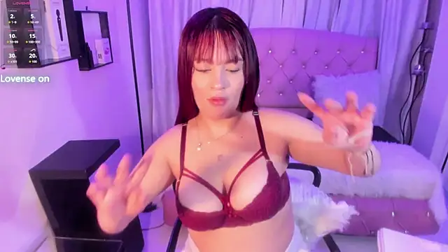 Snapshot of Jolie_price chatting on 05/23/26, 03:12 Jolie price online show from 05/23/26, 03:12