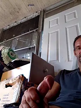 Snapshot of Hungwell1515 chatting on 12/03/25, 05:00 Hungwell1515 online show from 12/03/25, 05:00