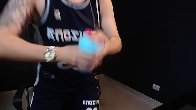 Snapshot of FelixStarkk chatting on 06/19/26, 04:28 FelixStarkk online show from 06/19/26, 04:28