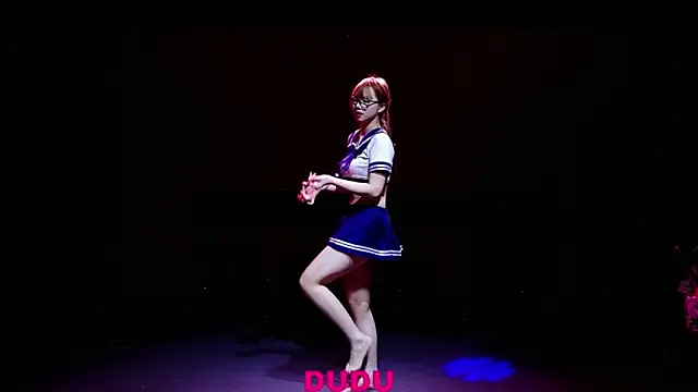 yznt-dudu online show from 10/02/25, 12:12