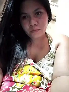 Snapshot of phoenix_1994 chatting on 05/16/26, 06:43 phoenix 1994 online show from 05/16/26, 06:43