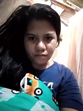 Snapshot of phoenix_1994 chatting on 06/17/26, 07:44 phoenix 1994 online show from 06/17/26, 07:44