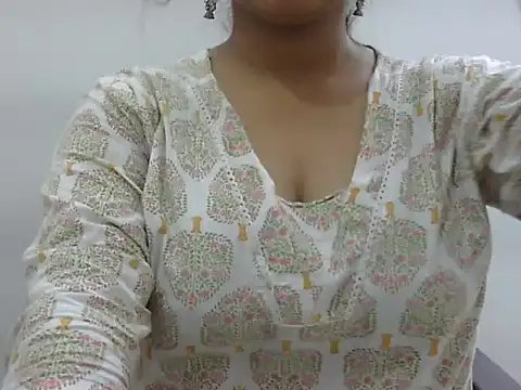 LIYO  online show from 05/25/26, 07:36