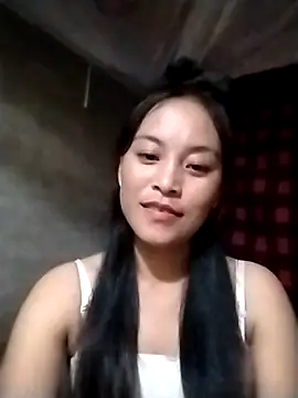 Snapshot of Maipm18 chatting on 09/11/25, 06:24 Maipm18 online show from 09/11/25, 06:24