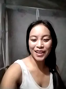 Snapshot of Maipm18 chatting on 10/02/25, 02:35 Maipm18 online show from 10/02/25, 02:35