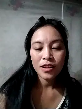 Snapshot of Maipm18 chatting on 10/06/25, 02:03 Maipm18 online show from 10/06/25, 02:03