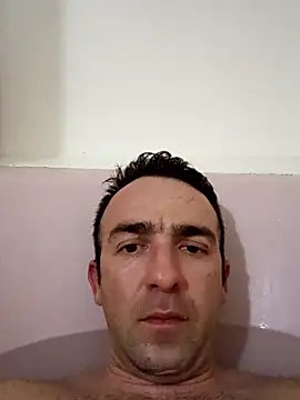 PopaOctavian online show from 10/17/25, 04:53