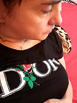 Snapshot of TriumphLove chatting on 03/15/25, 05:26 TriumphLove online show from 03/15/25, 05:26