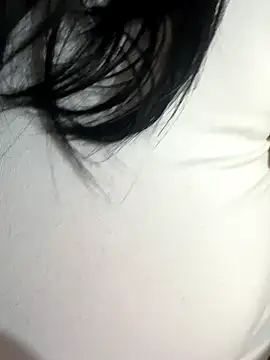 Snapshot of TriumphLove chatting on 10/05/25, 08:01 TriumphLove online show from 10/05/25, 08:01