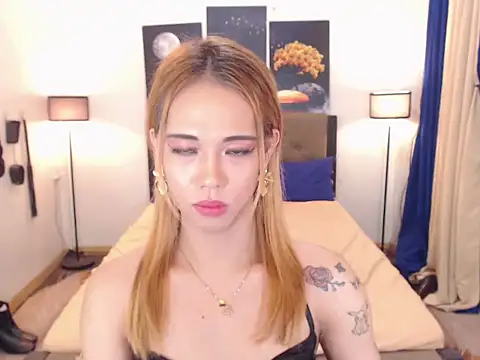 PreciousAmore online show from 11/20/25, 10:48