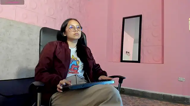 katalina07 1 online show from 04/30/26, 02:34