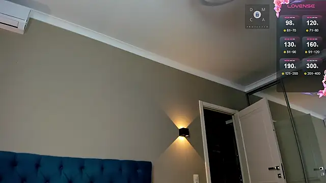 Snapshot of linda_ada chatting on 10/01/25, 07:42 linda ada online show from 10/01/25, 07:42