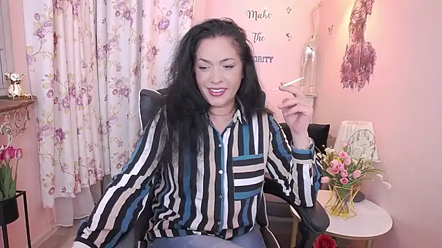 MyLovOne online show from 06/01/26, 11:01