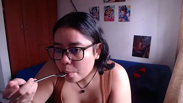 Snapshot of saenz_eymi chatting on 09/28/25, 03:39 saenz eymi online show from 09/28/25, 03:39
