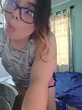 saenz eymi online show from 07/07/26, 04:00