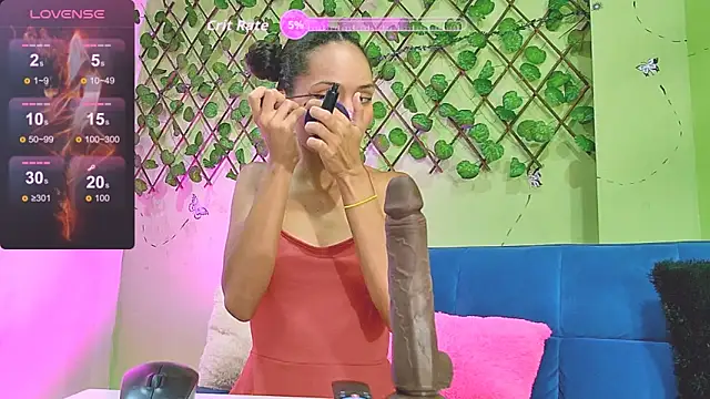 Karen Ariass online show from 10/04/25, 02:26