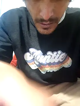 Golonzo1996 online show from 04/13/26, 09:48