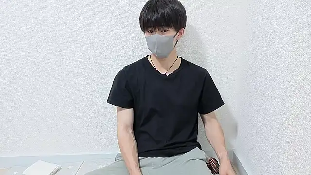 Snapshot of otouhu76 chatting on 07/05/26, 12:56 otouhu76 online show from 07/05/26, 12:56