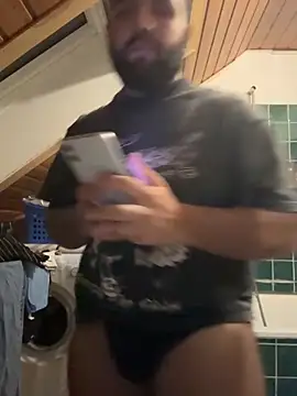 Snapshot of german_turk chatting on 09/17/25, 11:06 german turk online show from 09/17/25, 11:06