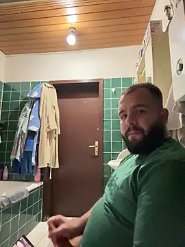 Snapshot of german_turk chatting on 12/15/25, 04:00 german turk online show from 12/15/25, 04:00