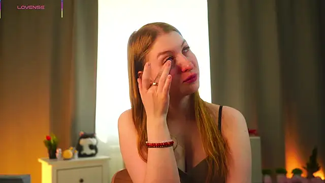 LorettaGladman online show from 04/01/26, 04:24