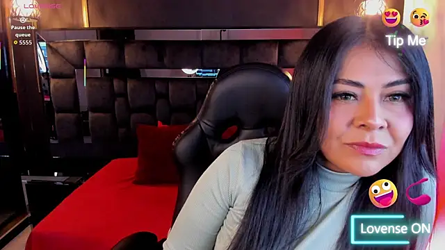 Aniajoness  online show from 04/15/26, 04:30