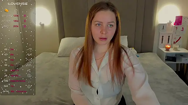 MikaBloom online show from 02/02/26, 01:48