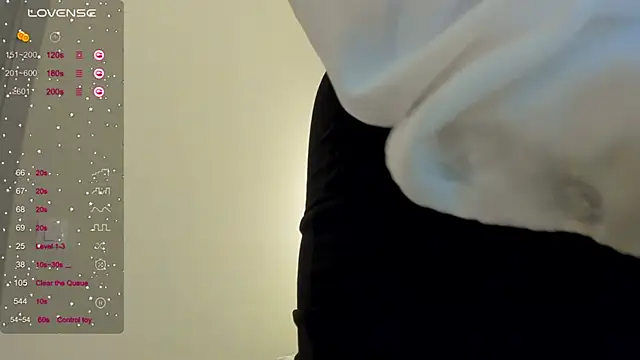 MikaBloom online show from 04/06/26, 04:46