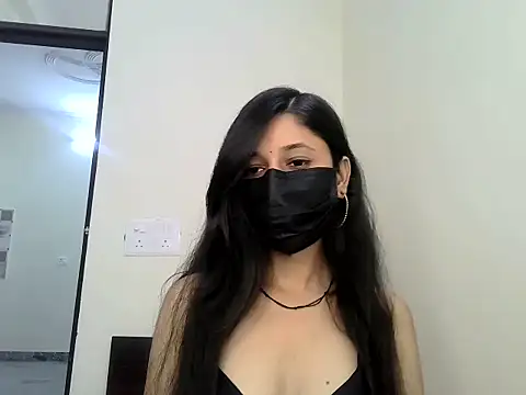 Snapshot of GUDIYA_BAB chatting on 10/08/25, 06:33 GUDIYA BAB online show from 10/08/25, 06:33