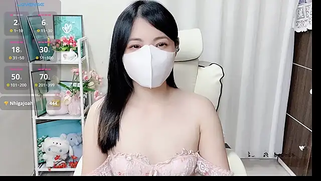 Snapshot of phuongnhi_ chatting on 05/29/26, 01:53 phuongnhi online show from 05/29/26, 01:53