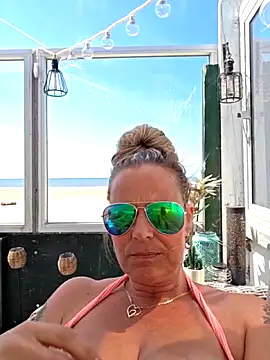 Mrs-Aurora online show from 05/28/26, 12:24