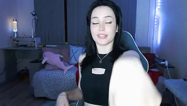 cutefrendlyuser online show from 04/14/26, 07:31