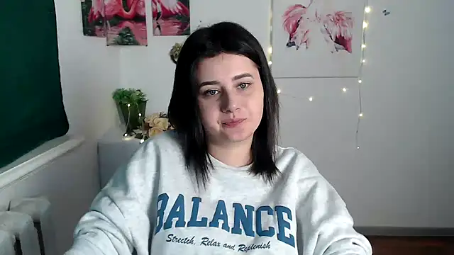 Katrin kiss  online show from 10/04/25, 12:47
