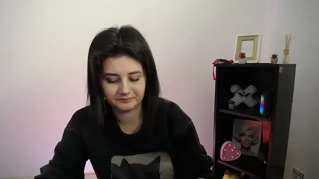 Katrin kiss  online show from 01/08/26, 02:19