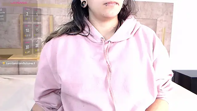 Kitty ravee online show from 09/24/25, 01:47