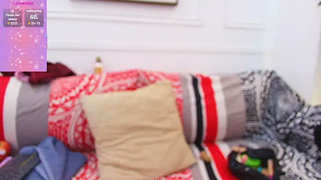 Snapshot of Daisy_Price chatting on 09/26/25, 11:25 Daisy Price online show from 09/26/25, 11:25