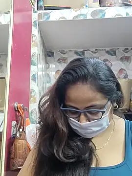 nisha 1110 online show from 11/25/25, 02:39