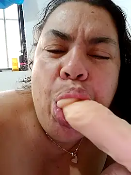 Snapshot of yaneth_ chatting on 11/08/25, 11:54 yaneth online show from 11/08/25, 11:54