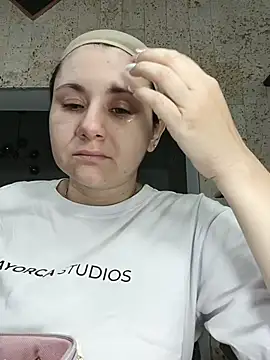 harimoon1 online show from 11/19/25, 11:38