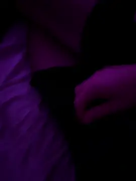 Snapshot of Anna-Ivy chatting on 09/26/25, 03:32 Anna-Ivy online show from 09/26/25, 03:32