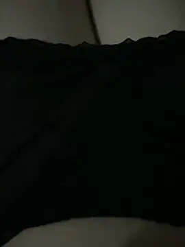 Snapshot of Anna-Ivy chatting on 12/15/25, 10:14 Anna-Ivy online show from 12/15/25, 10:14