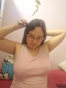 Snapshot of Nicollevega888 chatting on 11/04/25, 01:05 Nicollevega888 online show from 11/04/25, 01:05