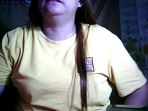 yuana25 online show from 11/22/25, 08:46